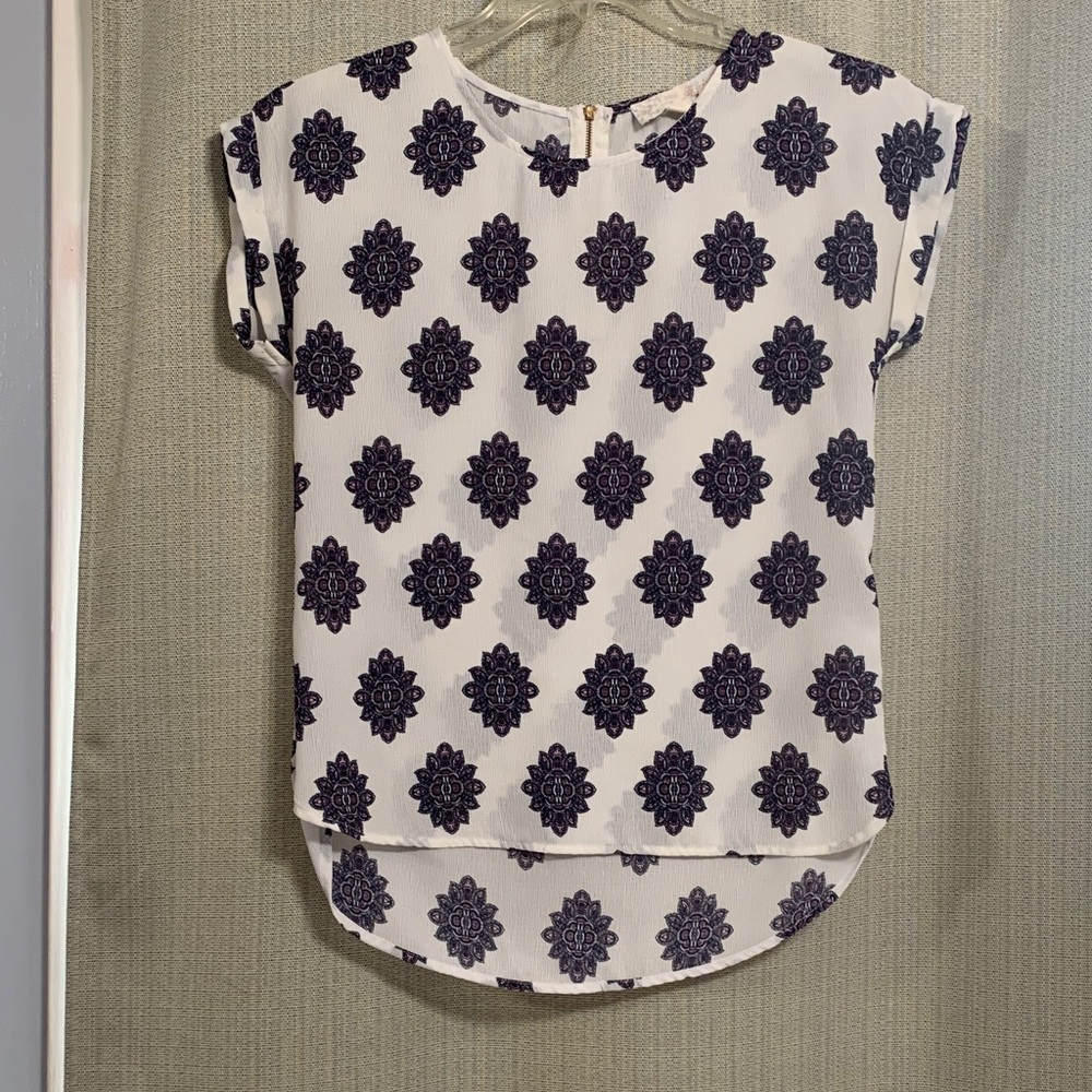 Pink Republic White and Black Floral Blouse